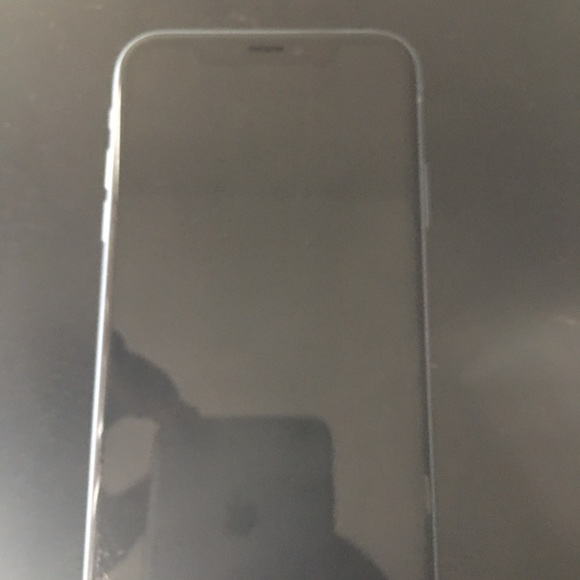 iPhone X - Picture 4 of 6